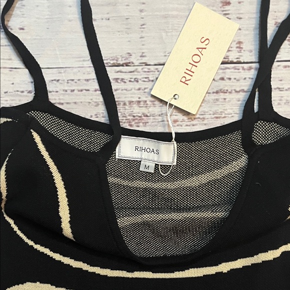 RIHOAS The Black Wave Mermaid Hem Knit Midi Dress - Picture 3 of 8